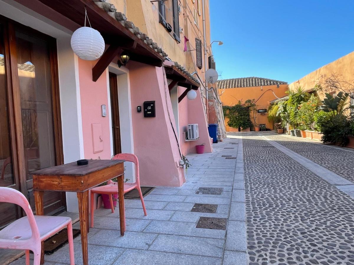 The Heart Of Cagliari, Cozy 2 Bedroom Apartment Екстериор снимка